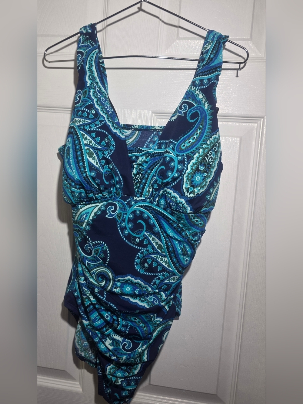 Lands’ End One Piece Swimsuit Size 14 Blue Paisley Tummy Control Wide Strap
